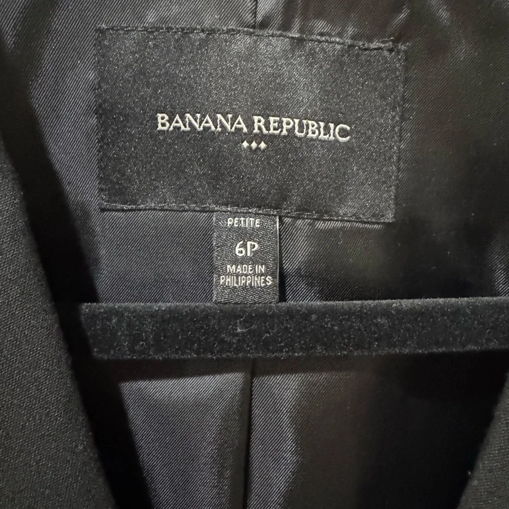 Black Blazer - Picture 2 of 6